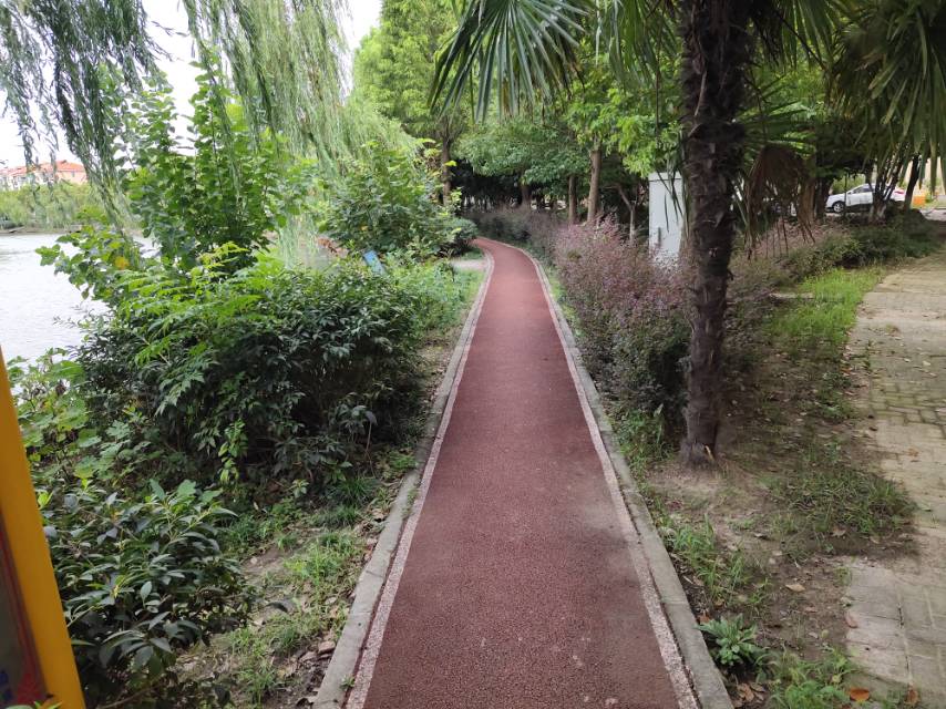 順馳藍灣百姓健身步道