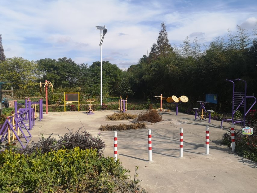 豐橋村健身苑點(diǎn)21組因違章已拆除