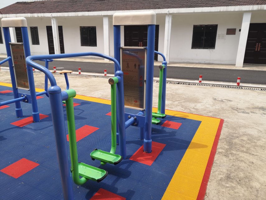 雙立柱太空漫步器