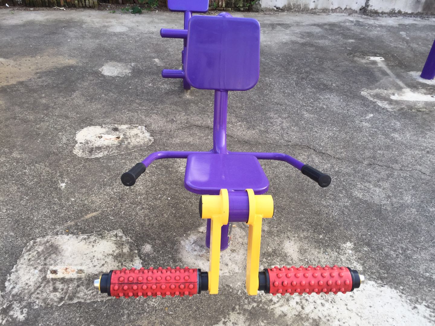 膝關(guān)節(jié)訓(xùn)練器