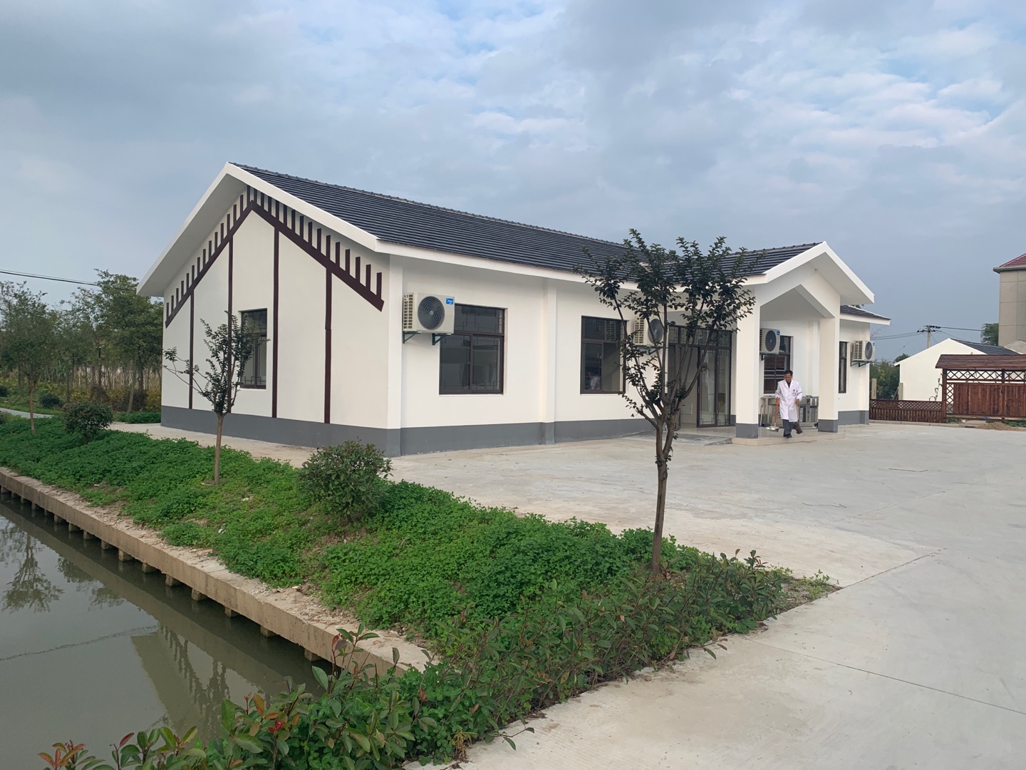 新河鎮(zhèn)新隆村健身點