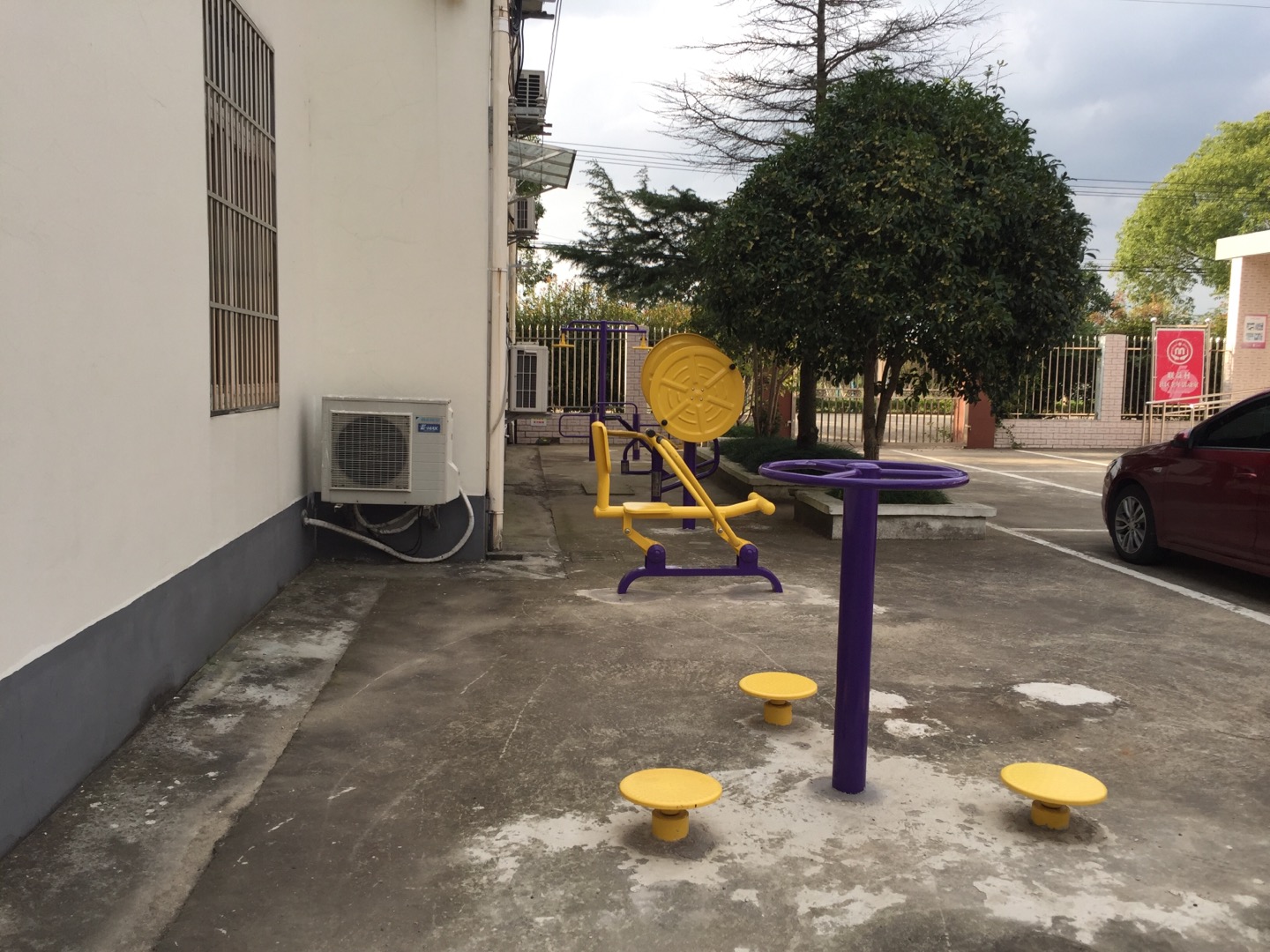 廟鎮(zhèn)聯(lián)益村健身點(diǎn)三