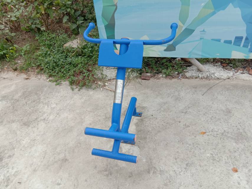 背肌訓(xùn)練器