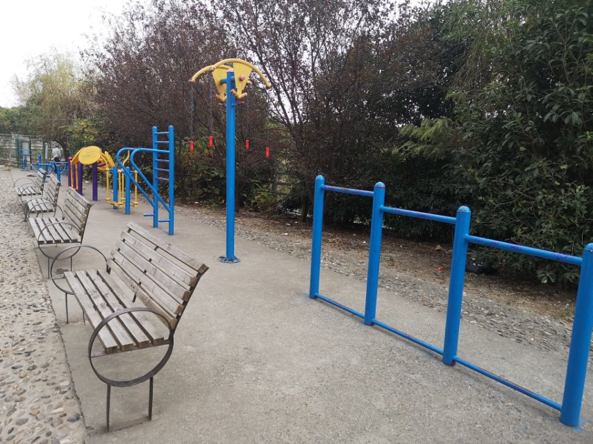 欣松苑居委健身點