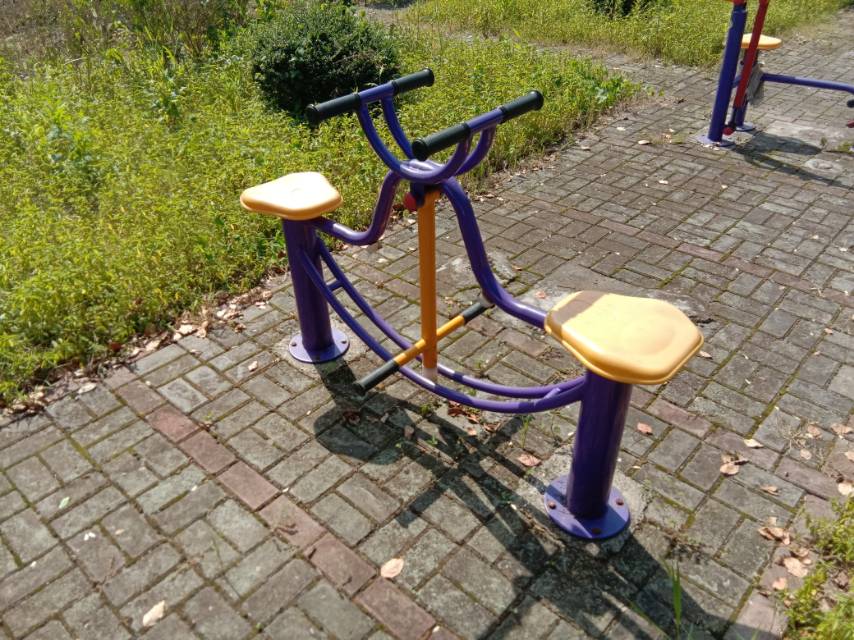 下肢康復(fù)器