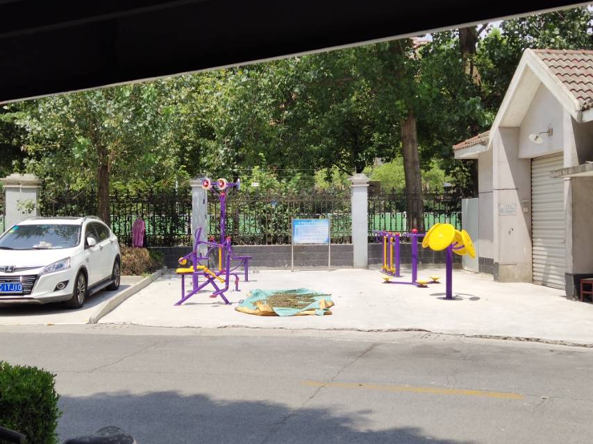 寶菊社區(qū)東北角健身點