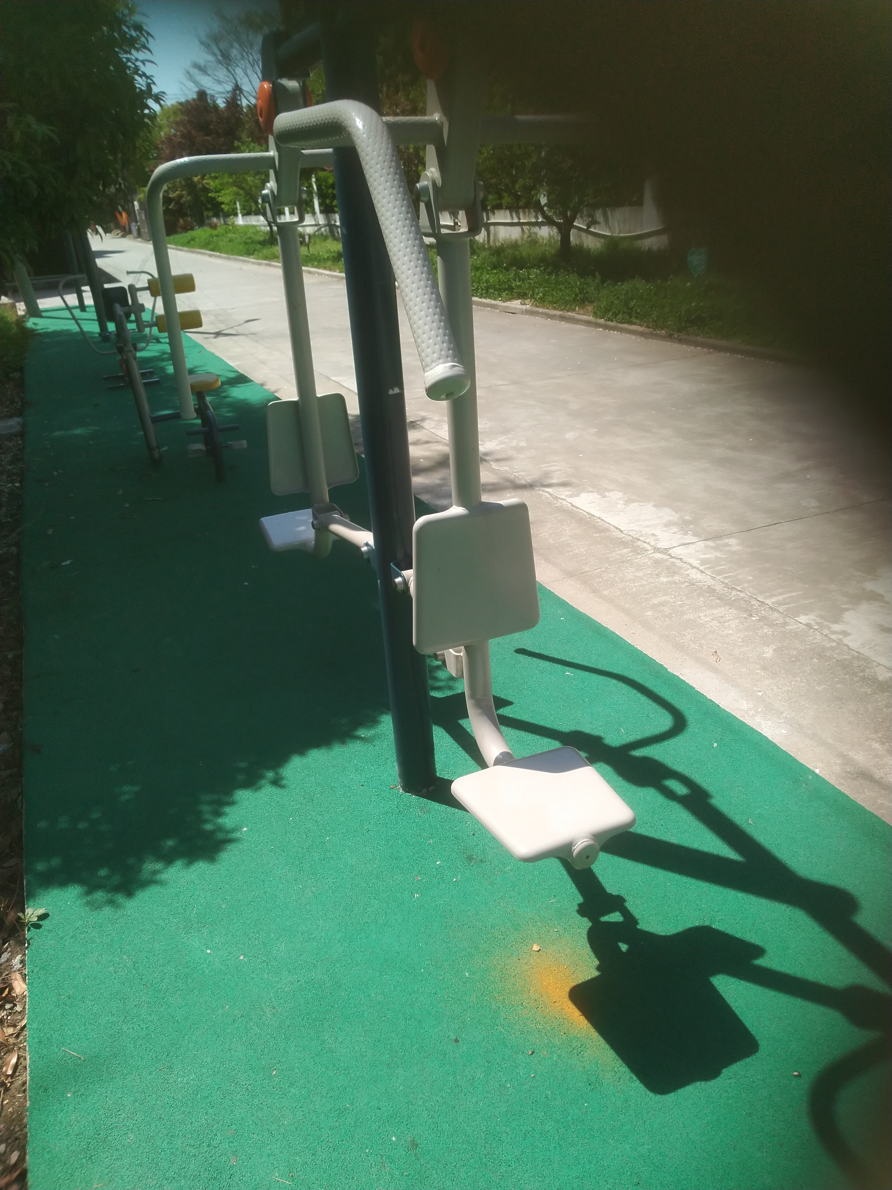 坐推訓(xùn)練器