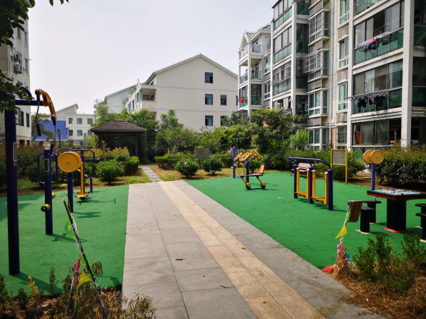 現(xiàn)代華庭1期健身苑點