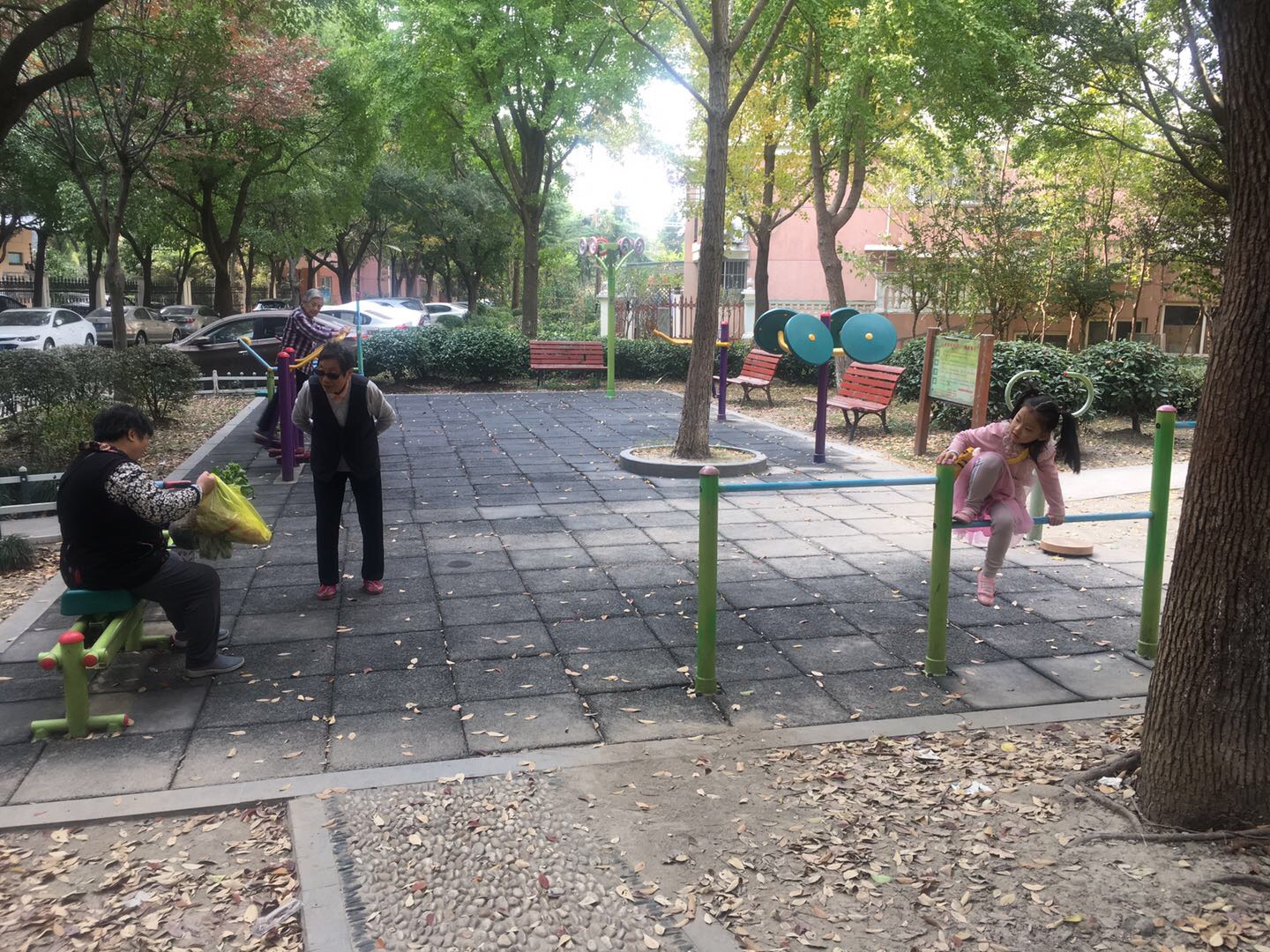 偉業(yè)健身點