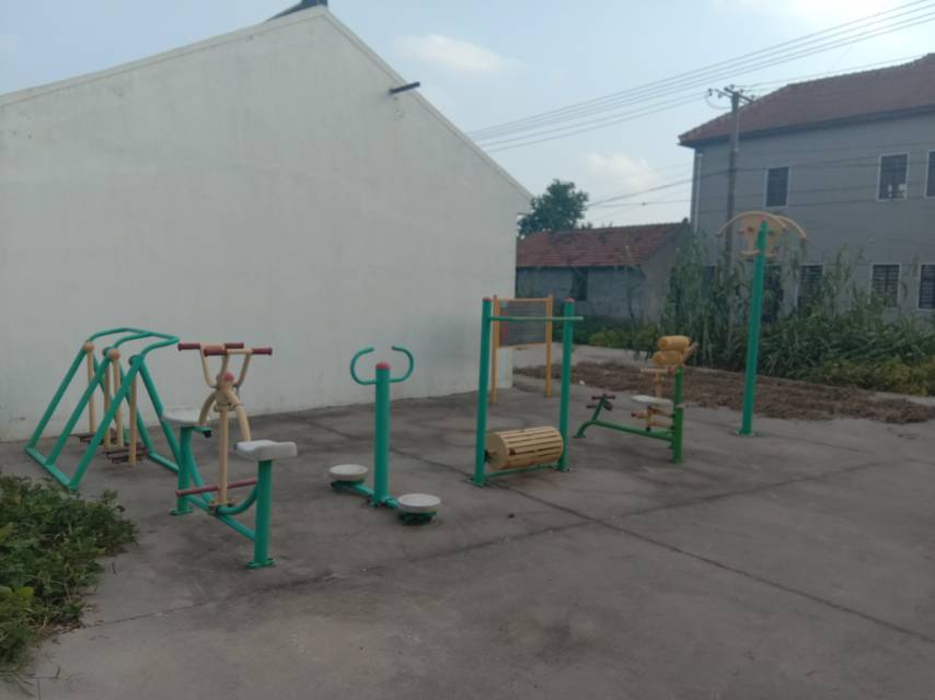 堡鎮(zhèn)人民村7隊健身點