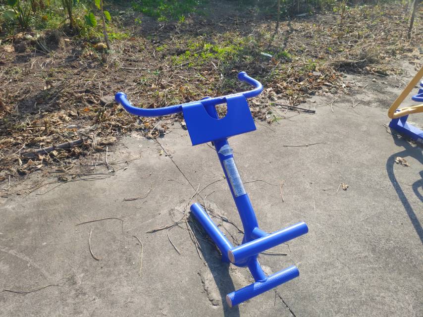 背肌訓(xùn)練器