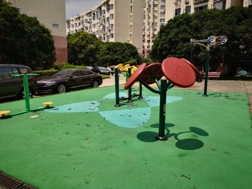 萬(wàn)科一居委健身苑點(diǎn)B