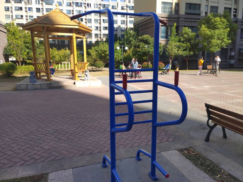 多功能訓(xùn)練器