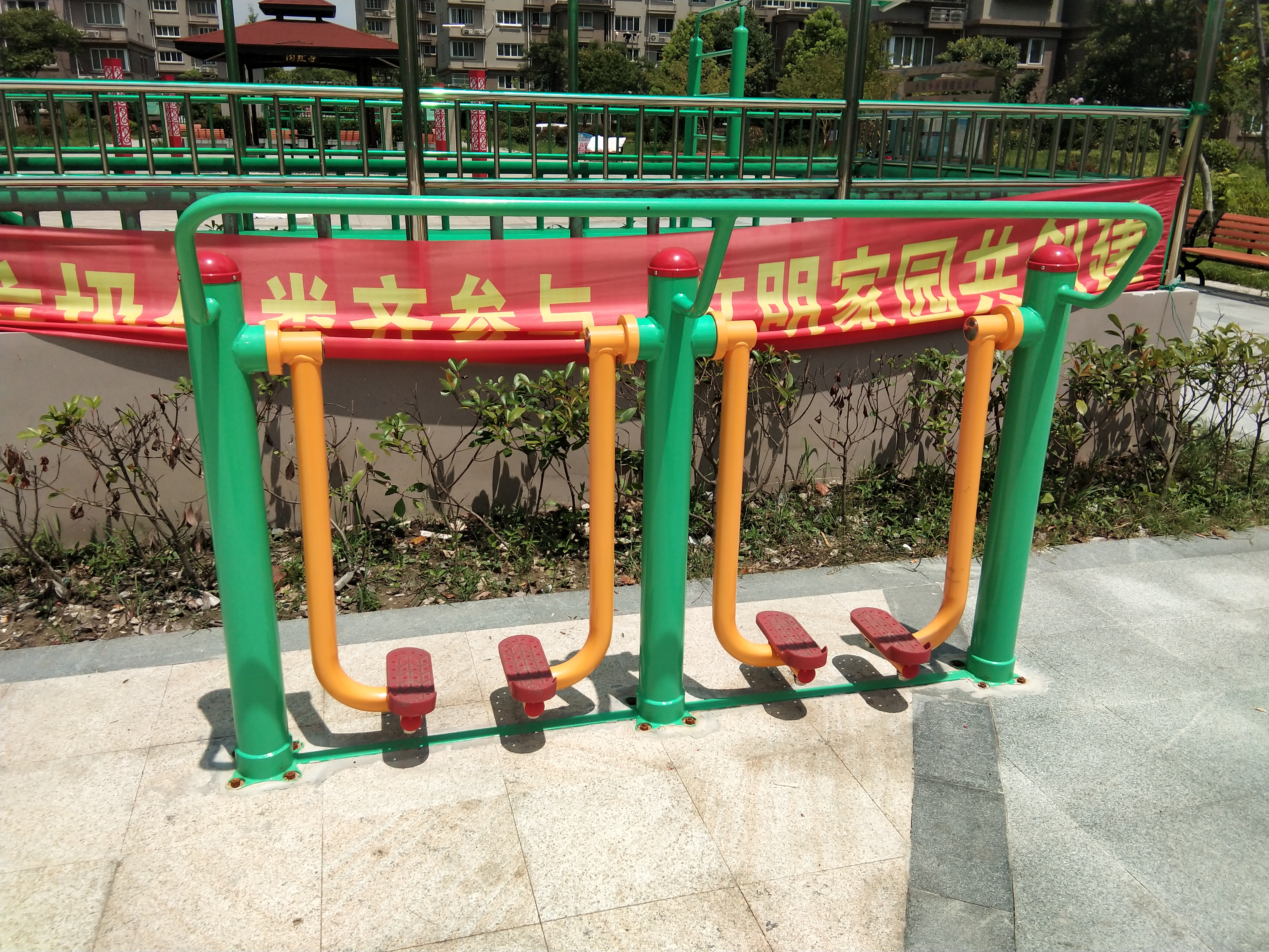 兩聯(lián)漫步機(jī) 兩聯(lián)漫步機(jī)