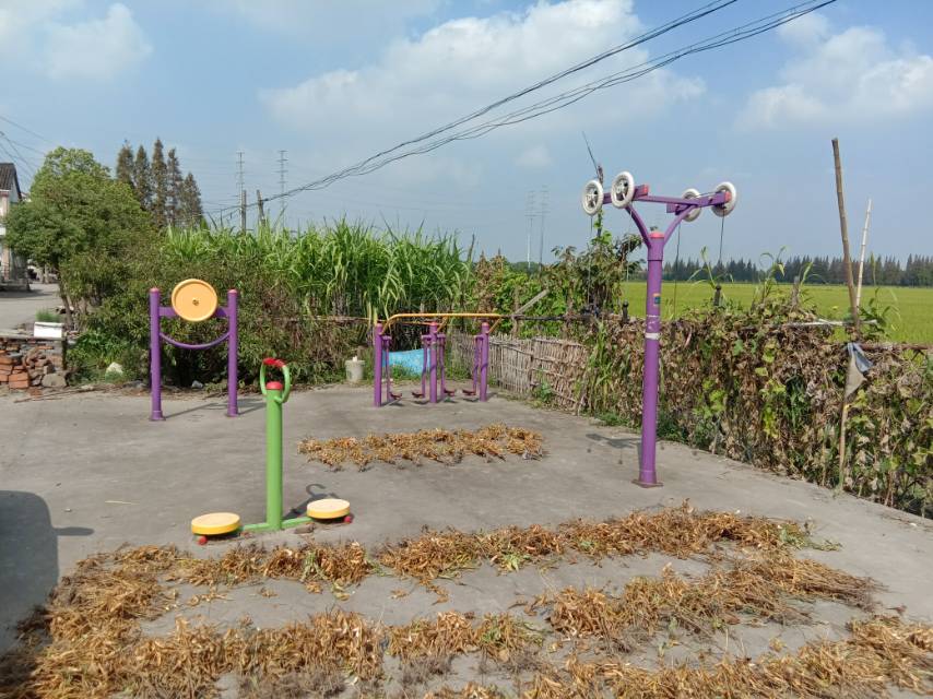 香塘村西干村健身點