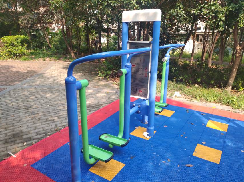 雙立柱太空漫步器