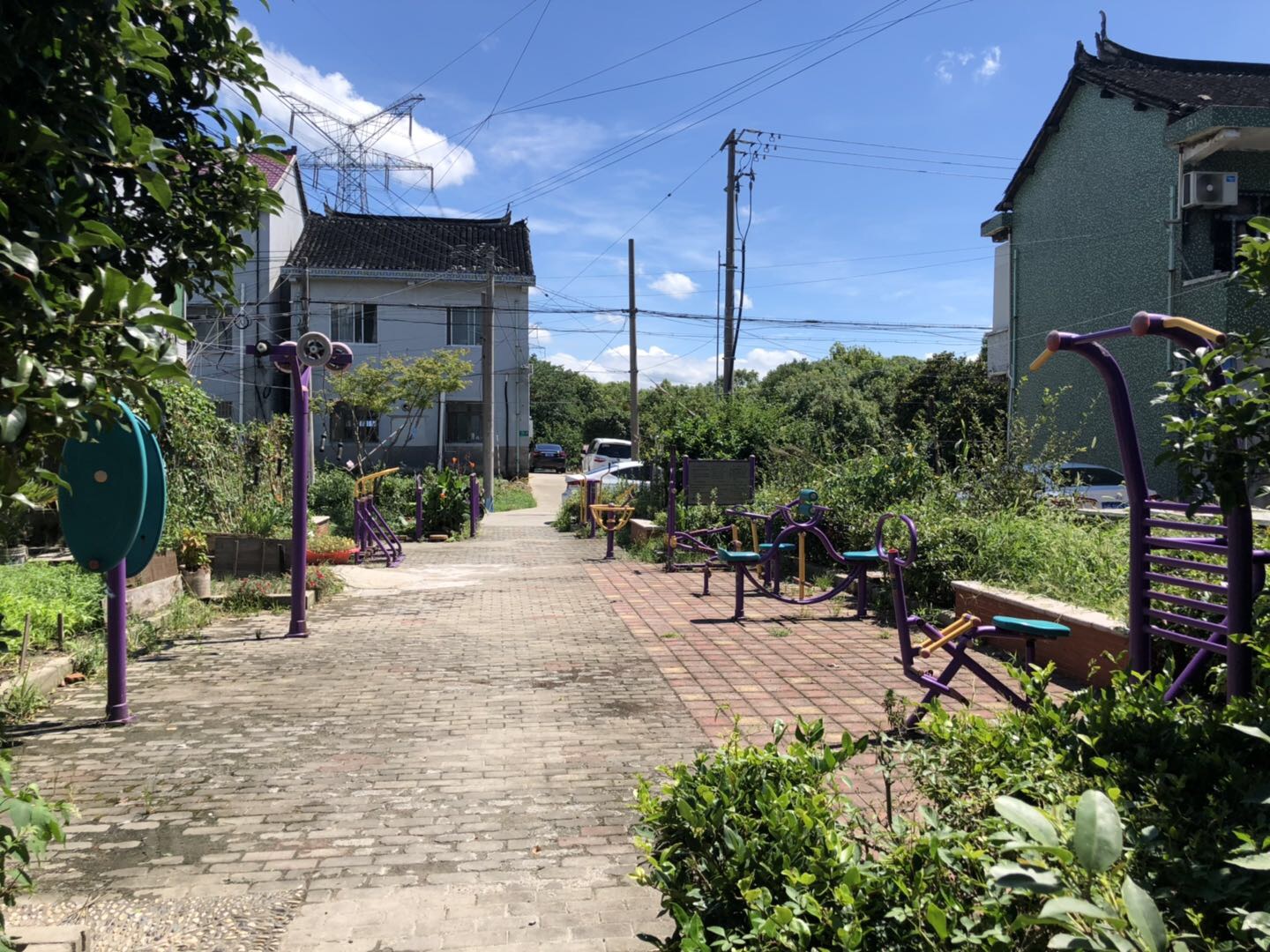 桃浦鎮(zhèn)陽光三委健身點