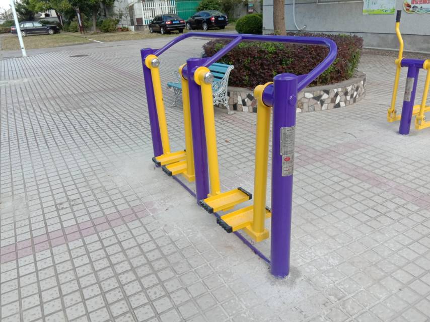 太空漫步機(jī)