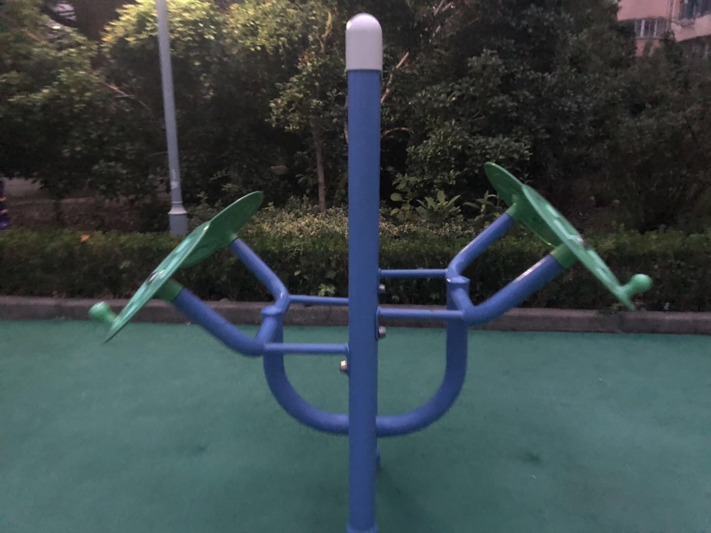 雙立柱太極揉推器