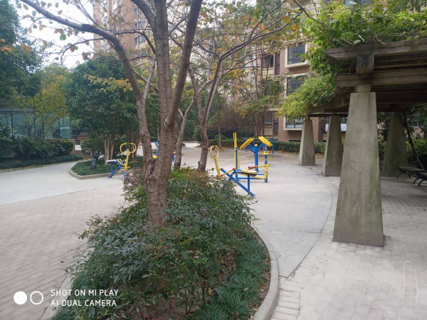 金高居委健身點(diǎn)5