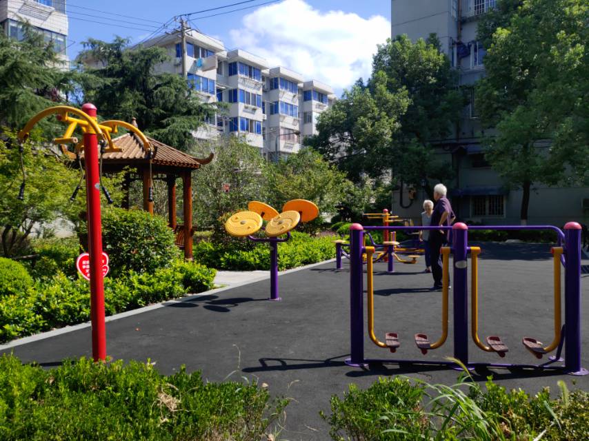 鐘樓健身點(diǎn)