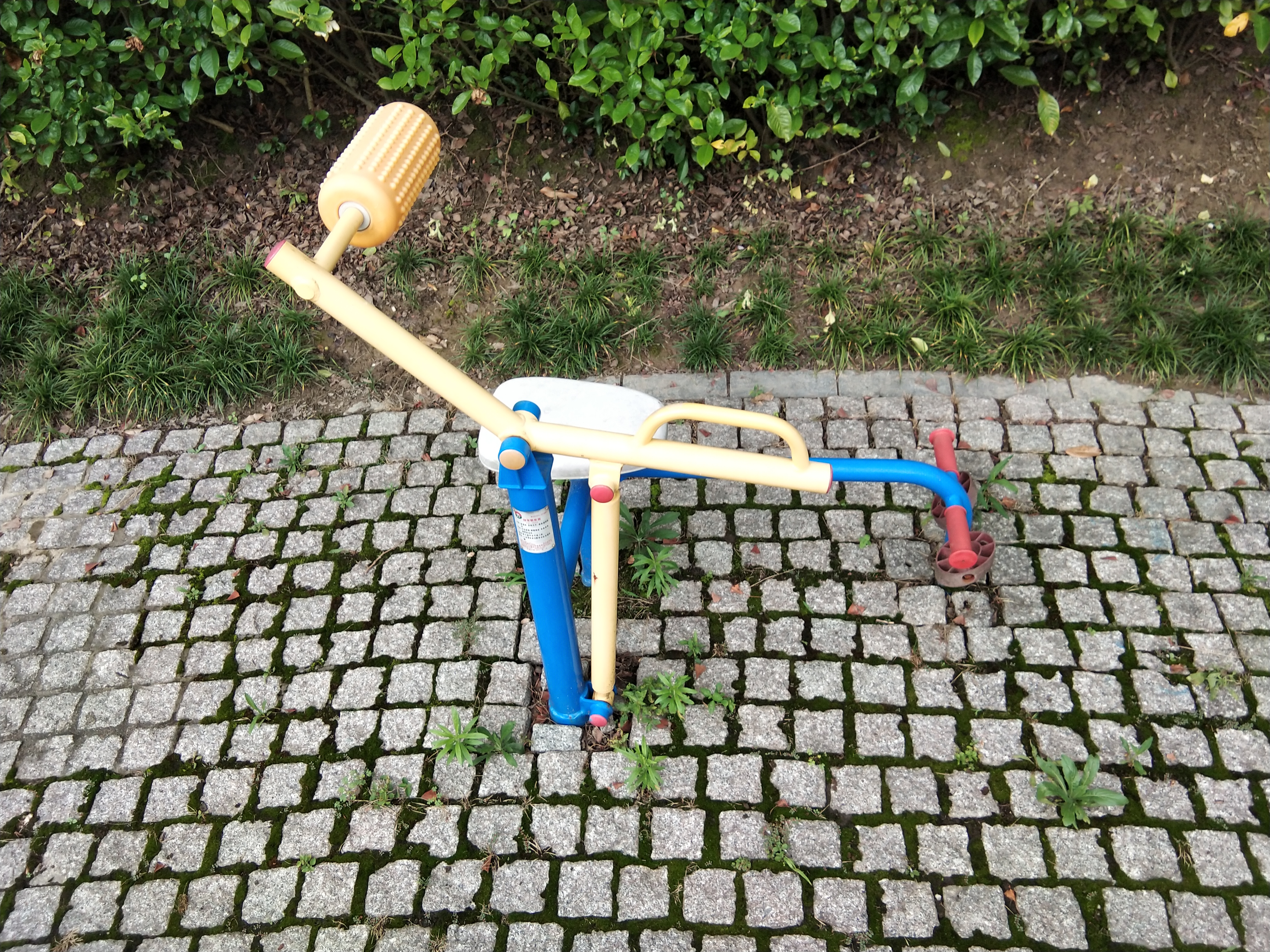 腹背鍛煉器 腹背鍛煉器