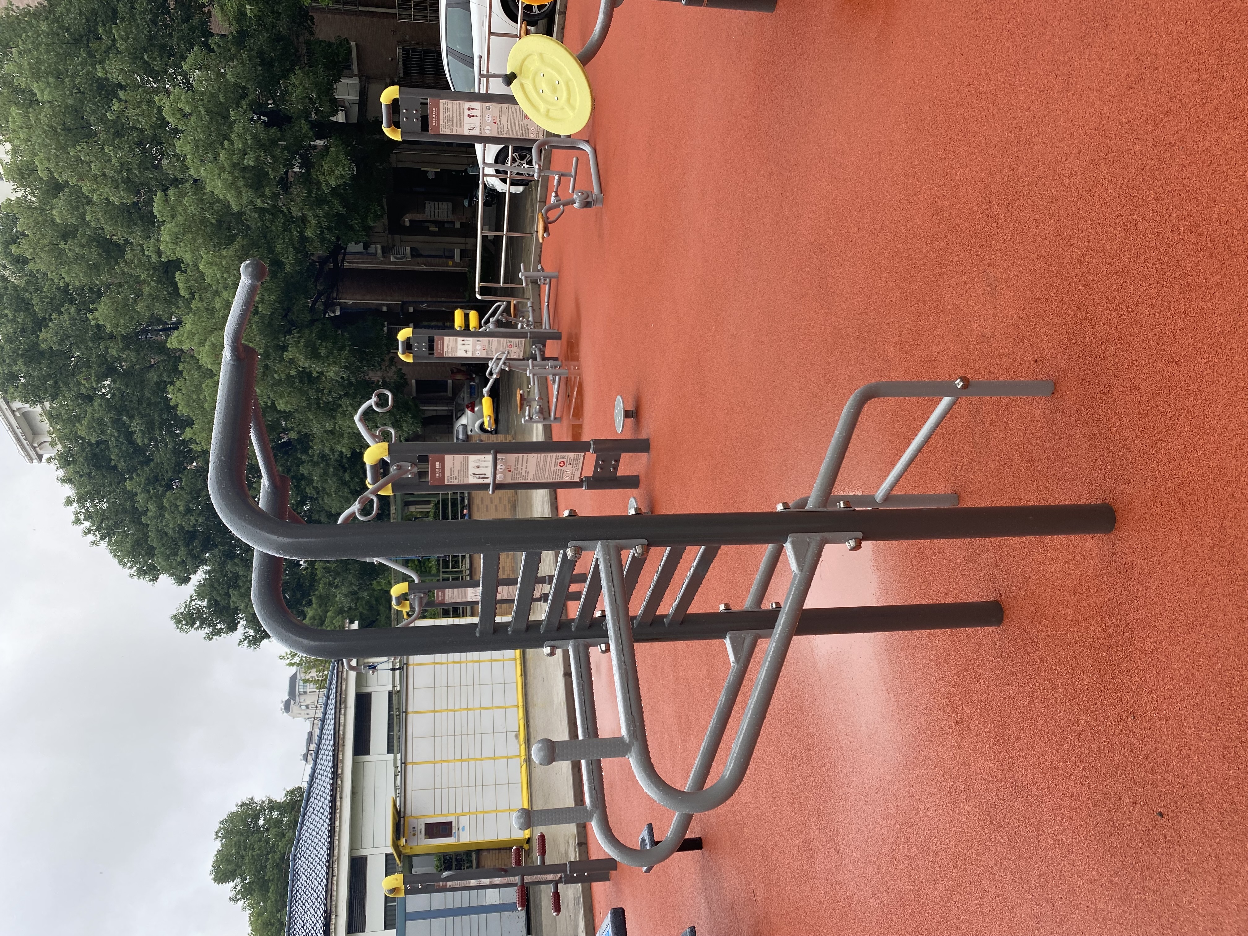 多功能訓(xùn)練器