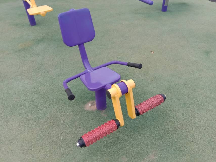 膝關(guān)節(jié)訓(xùn)練器