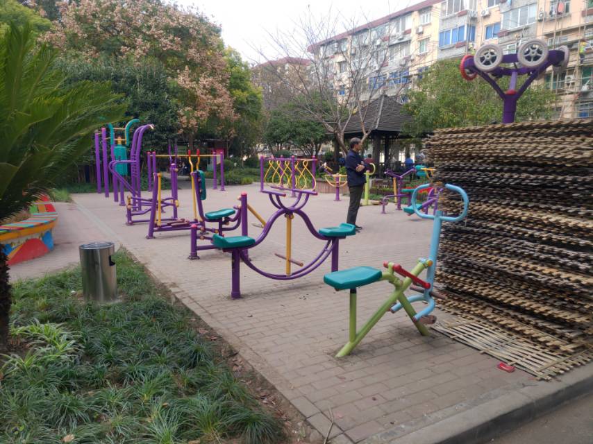 浦東菏澤路287弄29號健身點(diǎn)