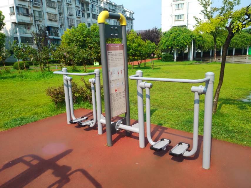 雙位太空漫步機(jī)