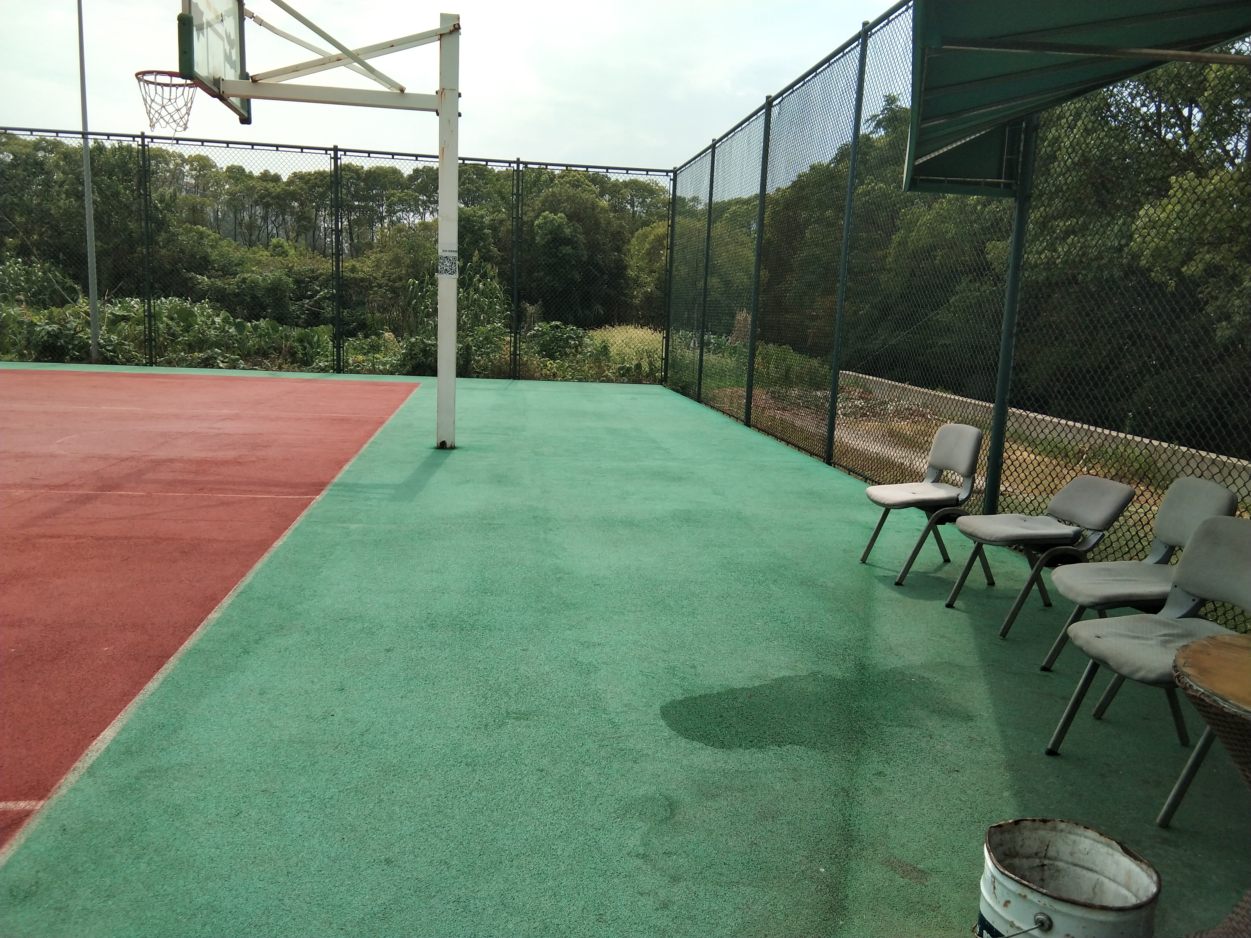 羅涇鎮(zhèn)陳行社區(qū)公共運(yùn)動(dòng)場(chǎng)