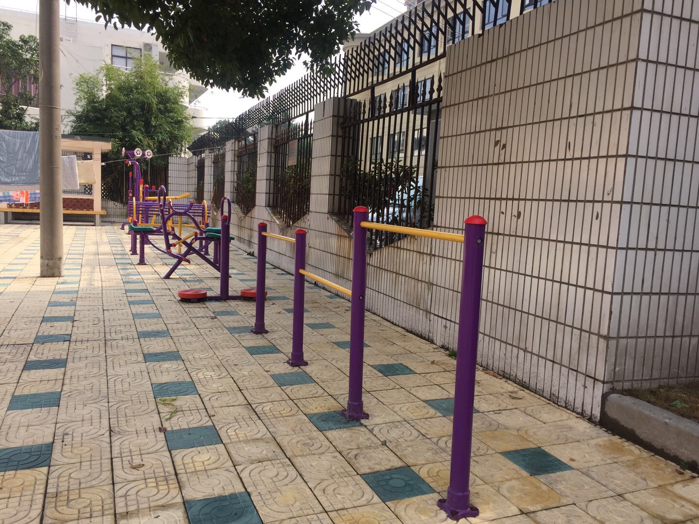 綠一居委健身點