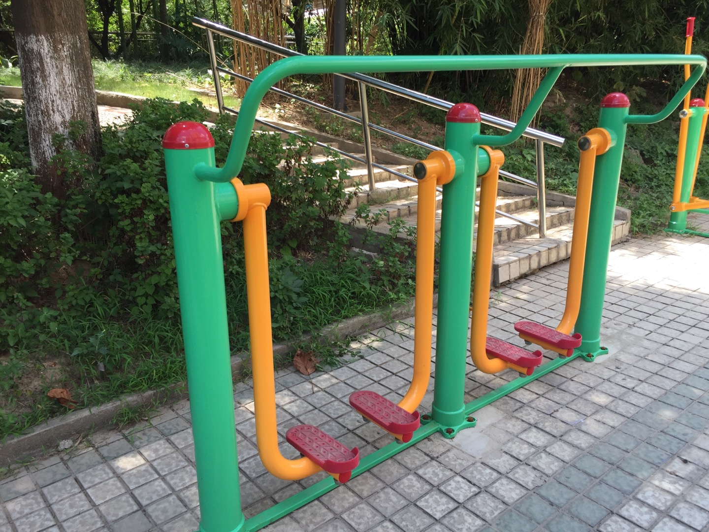 兩聯(lián)漫步機