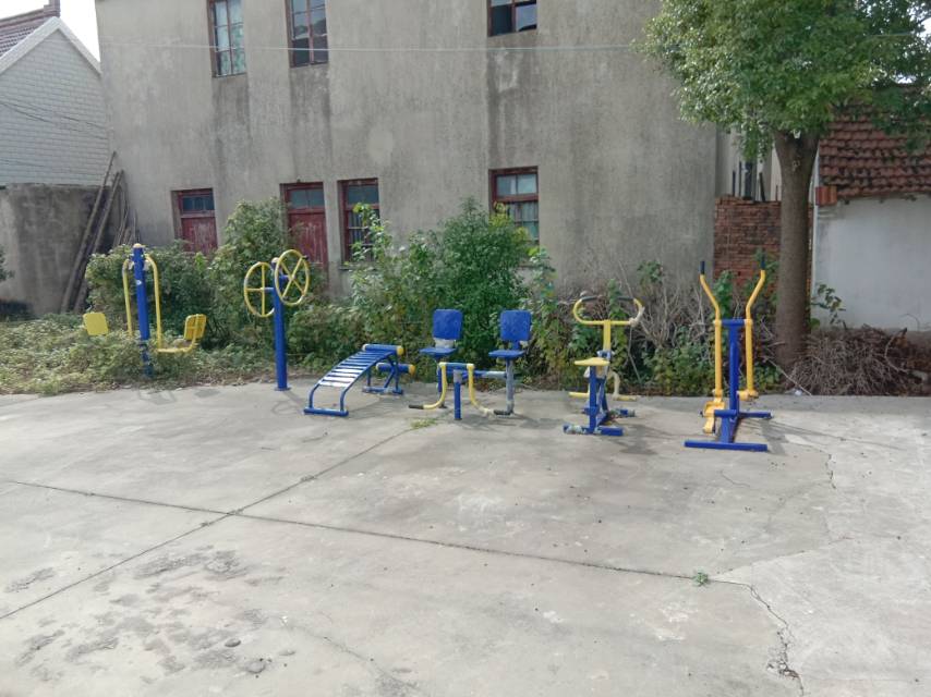 崇明區(qū)中興鎮(zhèn)汲浜大公7隊(duì)健身點(diǎn)