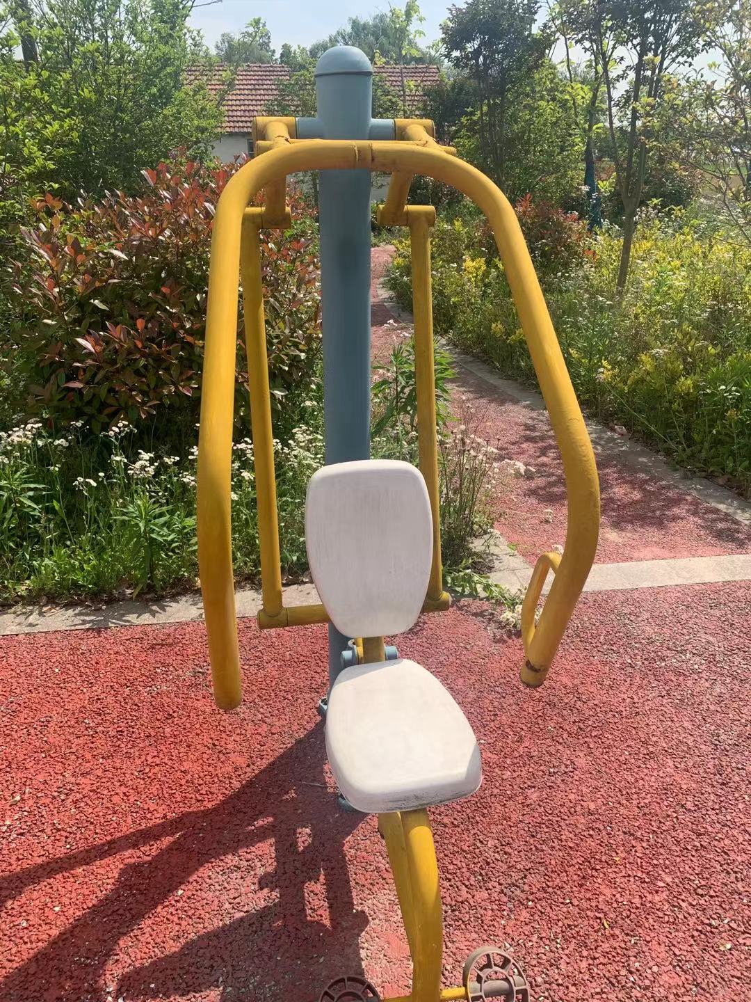 自重推胸器 自重推胸器