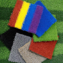 宏晟體育規(guī)格齊全，可定制人造草坪、足球場人造草坪、幼兒園人造草坪、人造草坪生產加工，廠家直供貨源